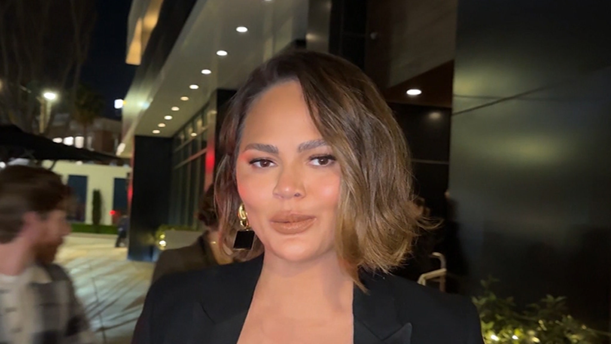 Chrissy Teigen beats the reaction of the White House to Selena Gomez 'tearful deportation vid