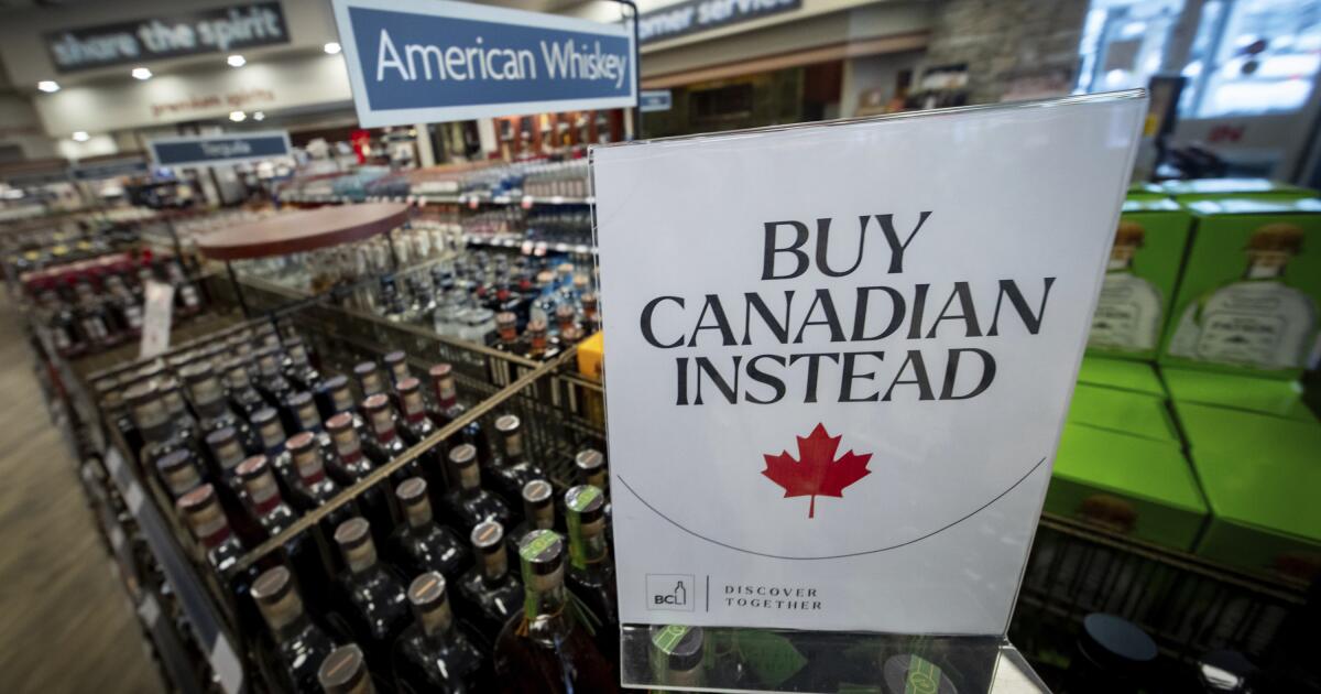 In the middle of Trump's tariff threats, the Canadians boycott all American things