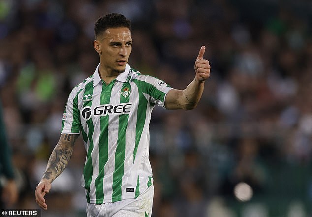 Antony makes a decision about the future after an impressive beginning to the Betis Real loan spell, while Man United Flop aims to rejuvenate his career in Spain