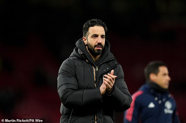 Man United leaves five points of the Europa League empty for the clash with the true society while Ruben Amorim continues to fight against injury problems