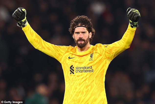 Alisson organized a show suitable for a king, since the royalty of football saw the Liverpool snatching a late victory over the PSG … The Brazilian heroic will pass in the folklore of the Reds, writes Lewis Steele