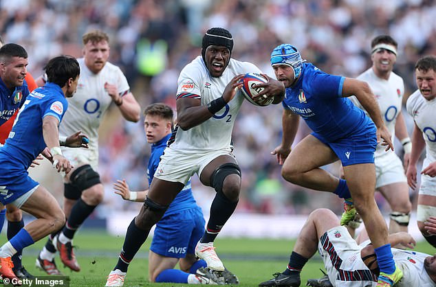 That was much more similar to England, writes Sir Clive Woodward, but why weren't they for the jugular?