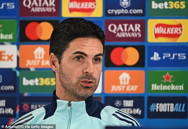 The former Arsenal star explodes Mikel Arteta for making the “same error in two seasons” and states that Gunners Boss “is not the right guy” to win the league