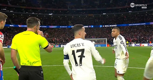 Kylian Mbappe 'alerts Julian Álvarez's Double Touch' party officials during Real Madrid's penalty victory over Atlétic