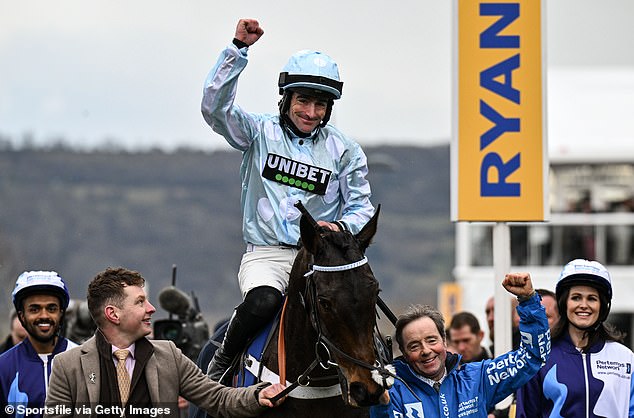 Doddiethegeat makes a late rugby legend proud of emotional triumph in Cheltenham