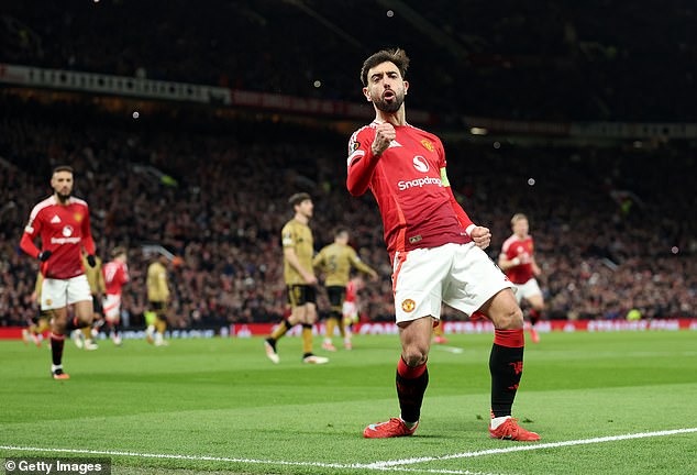 MAN United 4-1 Real Sociedad (5-2 in AGG) -Rates of players: Who backed up the years in Old Trafford? What star offered an action full of emotion? And who should do better?