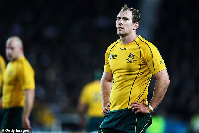 International Manhunt for former Wallabies Captain Rocky Elsom while learning his destination in the French court