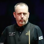 Star Star makes an alarming admission that his 'eyes has left' and cannot see his shots, despite the dominant victory in the players championship