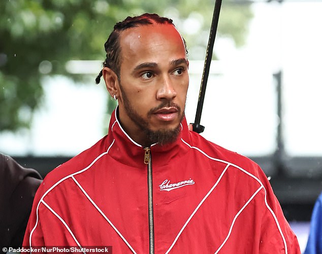 The debut of Ferrari 'shameful' by Lewis Hamilton is saved by the former manager of the F1 … who exploits the veteran for his 'dogmatic' rhythm and approach through the radio in the Australia Grand Prix