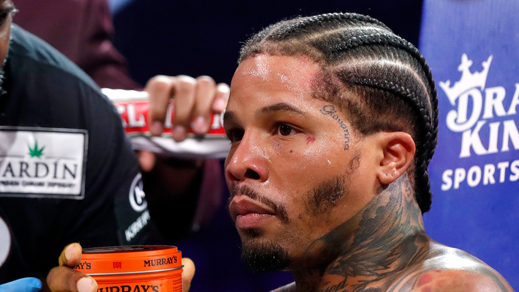 GERVONTA DAVIS called for the controversy Lamont Roach Fight to use new hair products