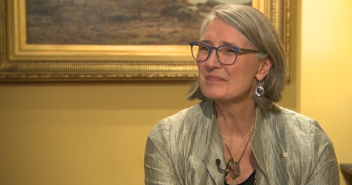 The famous Canadian author Louise Penny Axes Us Book Tour about Trump's threats