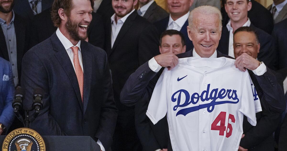 Participant: Should the Dodgers push back to an invitation from the White House?